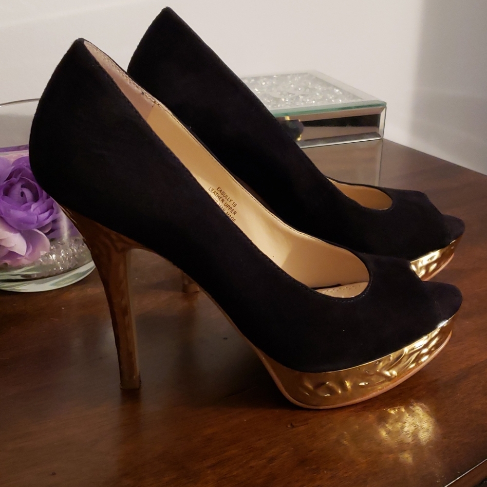 Enzo Angiolini platform heels